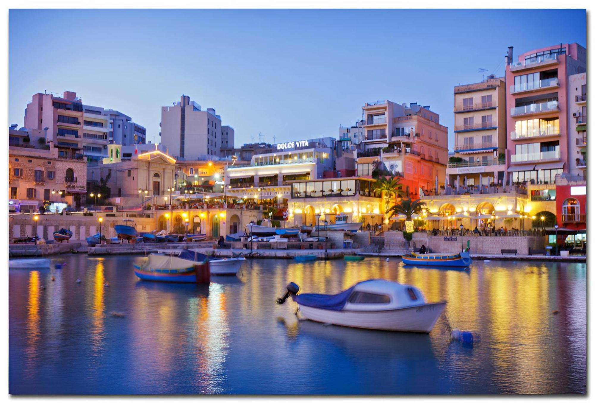 Idyllic Apartment Just Off The Promenade Sliema Exterior photo