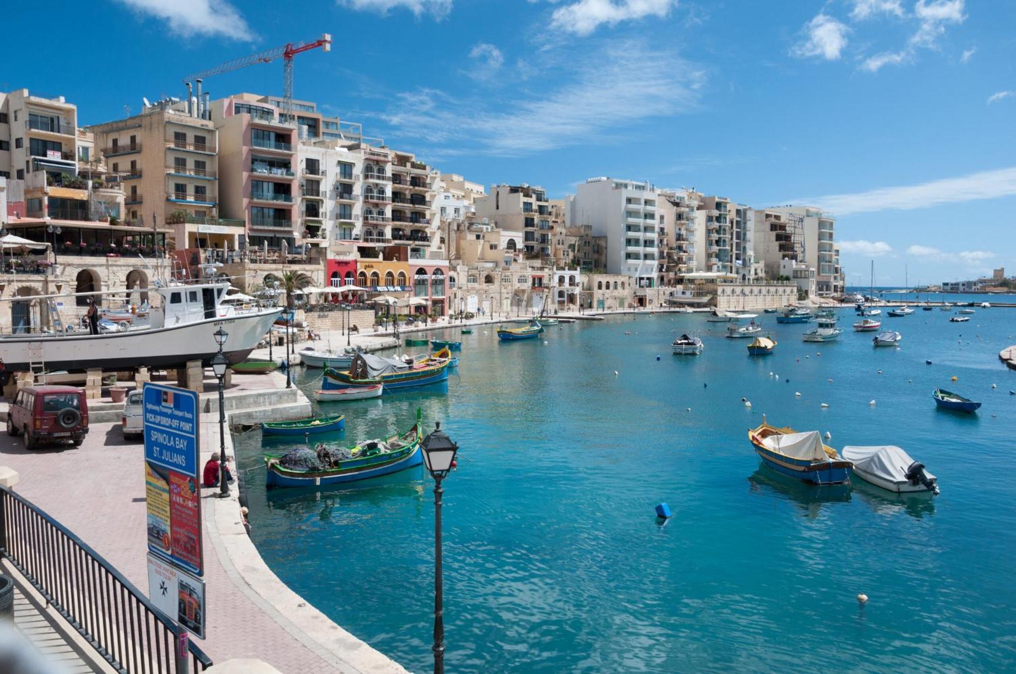 Idyllic Apartment Just Off The Promenade Sliema Exterior photo