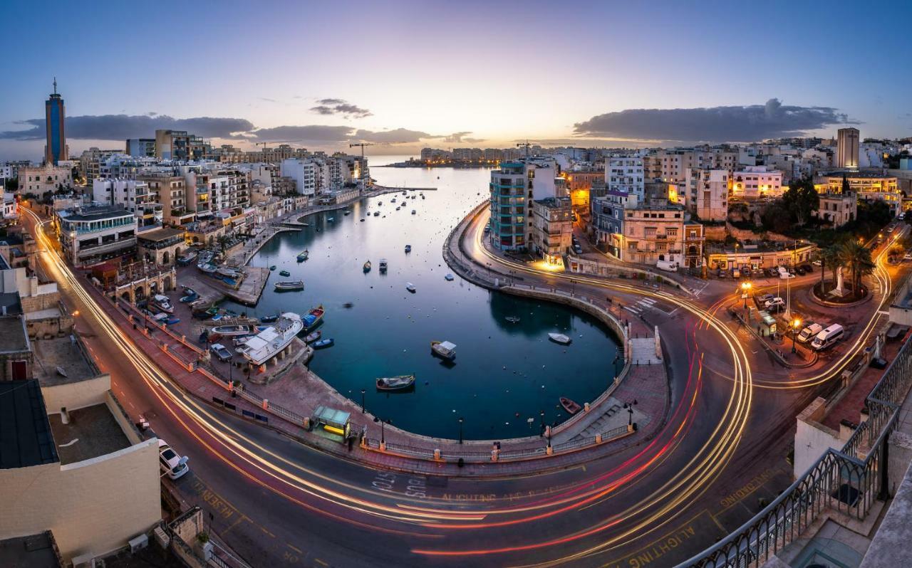 Idyllic Apartment Just Off The Promenade Sliema Exterior photo